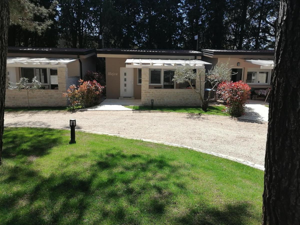 Holiday Park Mimoza Bašanija Eksteriør billede