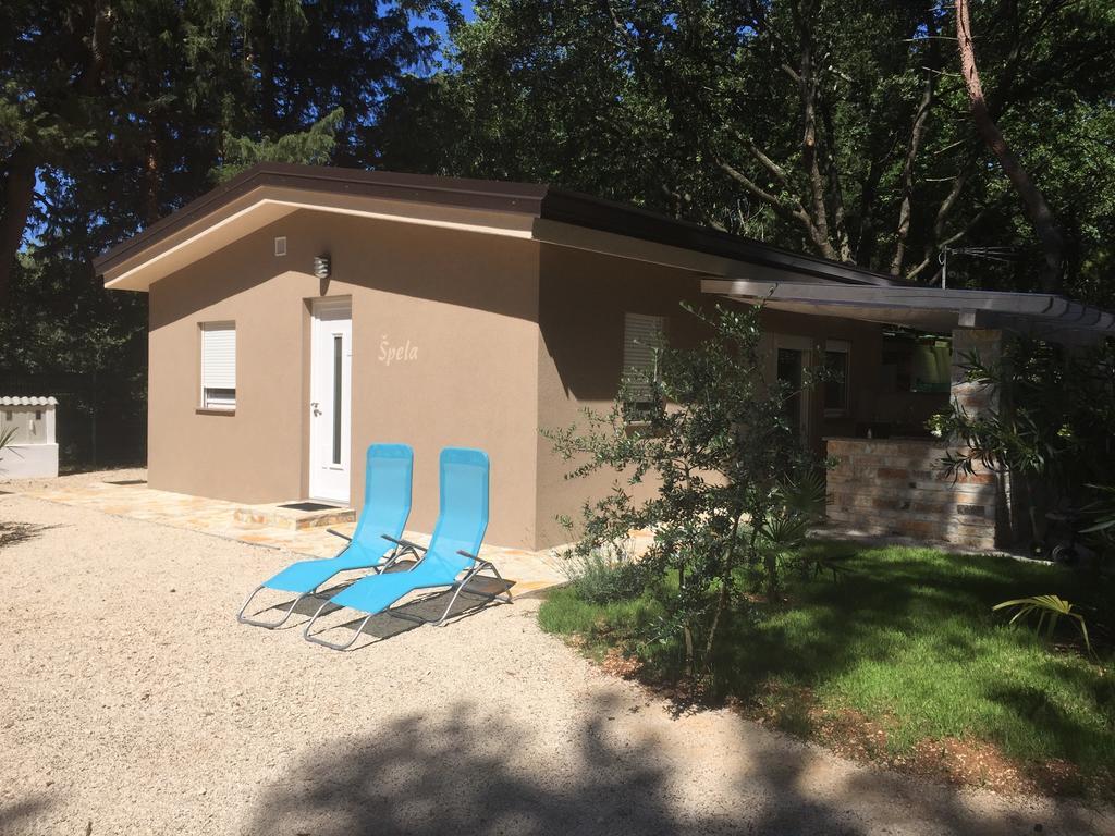 Holiday Park Mimoza Bašanija Eksteriør billede