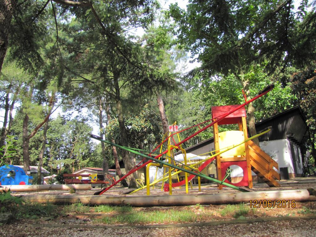 Holiday Park Mimoza Bašanija Eksteriør billede