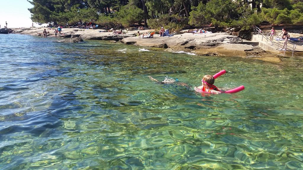Holiday Park Mimoza Bašanija Eksteriør billede