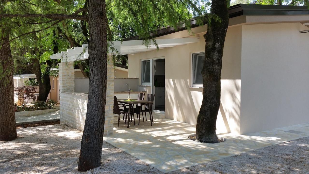 Holiday Park Mimoza Bašanija Eksteriør billede